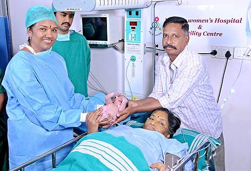 மார்பகப்புற்று நோயில் மீண்ட பெண்ணுக்கு டெஸ்ட்டியூப் சிகிச்சை மூலம் ஆண் குழந்தை